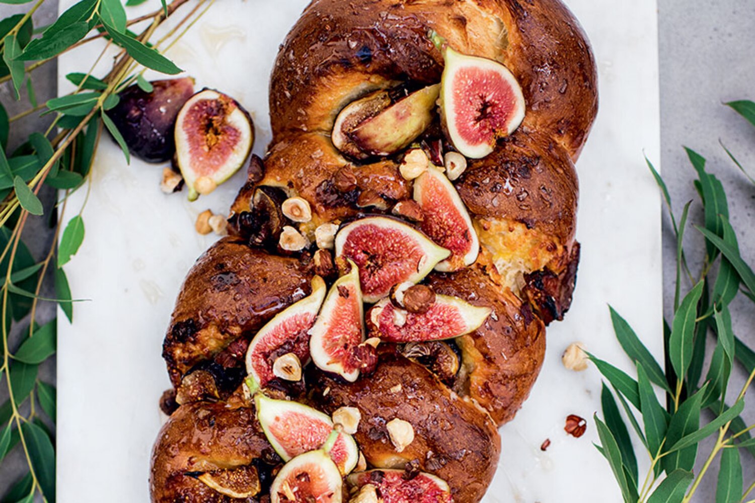 Recipe: Fig & prosciutto braided bread | Style at Home