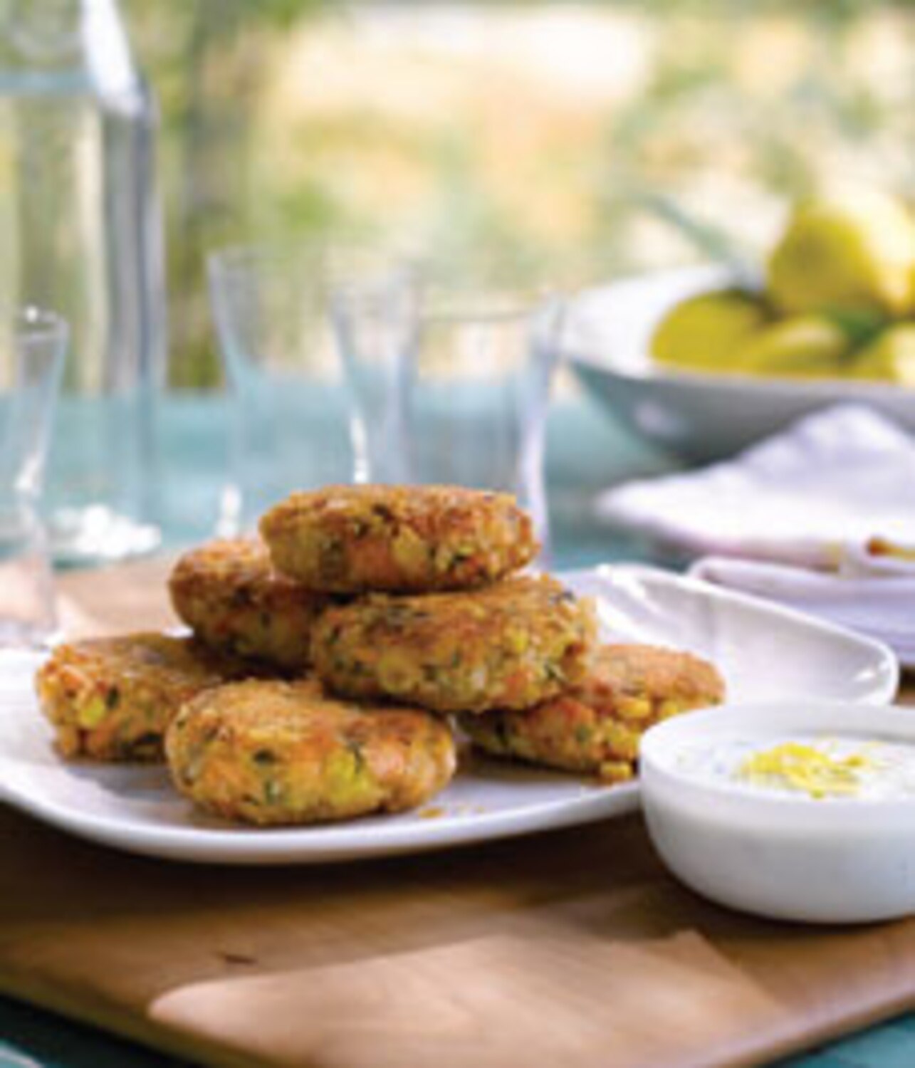 Recipe: Salmon cakes with lemon-caper yogurt sauce | Style at Home