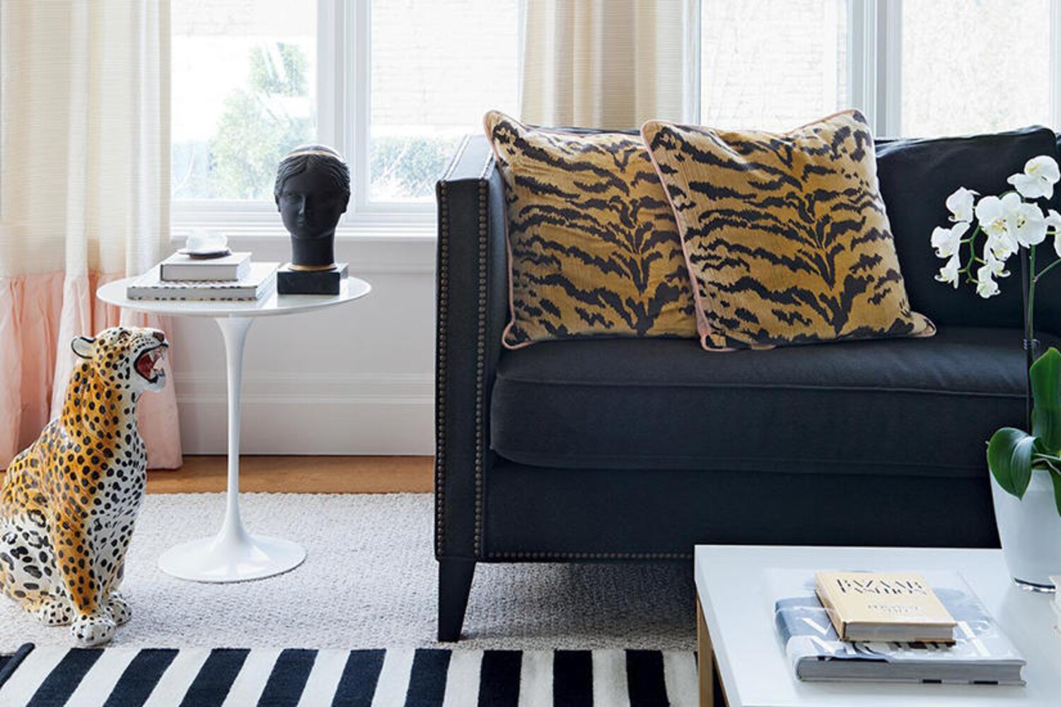 Industry insiders share tips for decorating a room from scratch Style