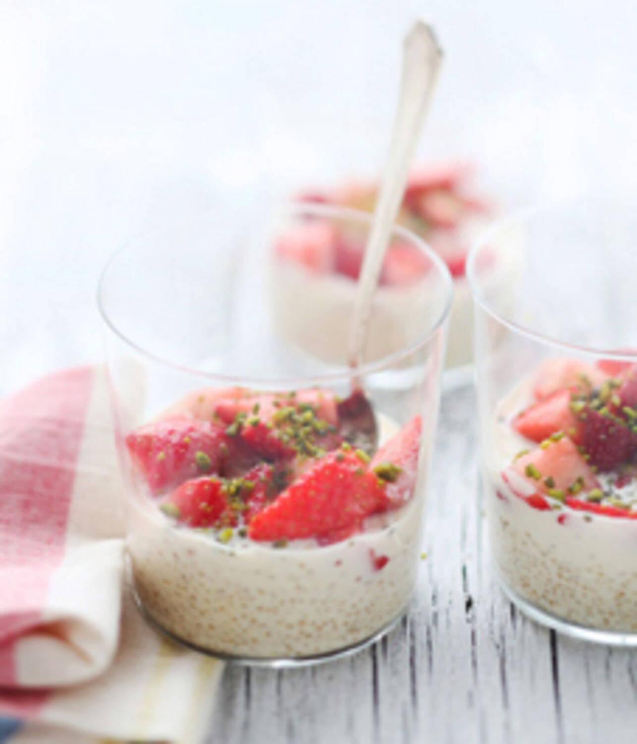 Recipe: Quinoa pudding with strawberries and pistachios | Style at Home