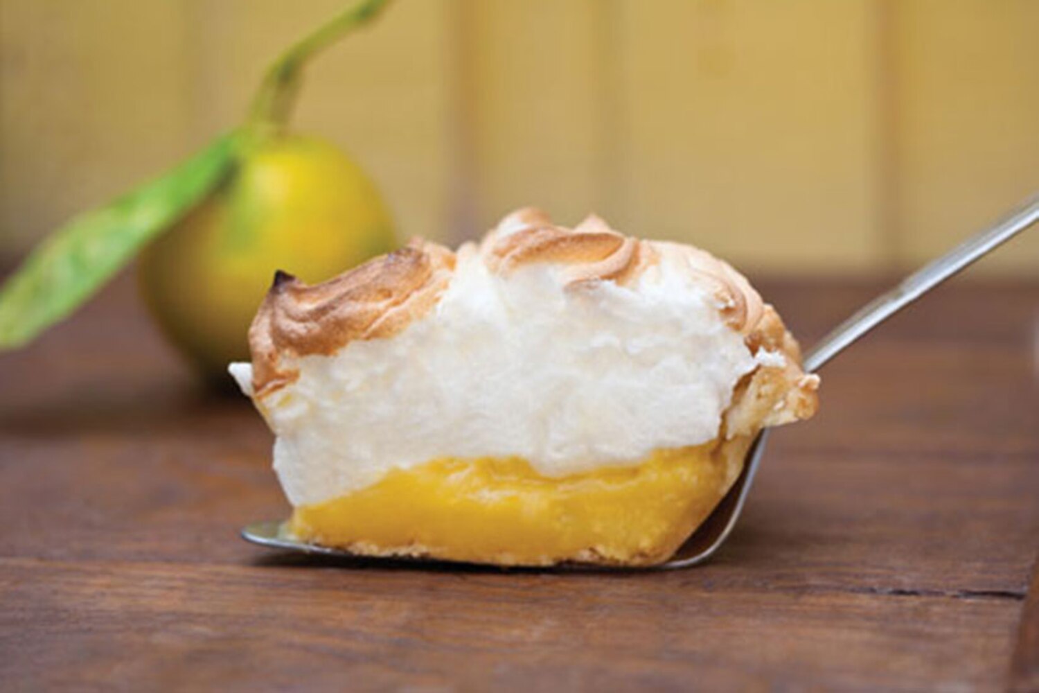 Recipe: Mom's sky-high lemon meringue pie | Style at Home