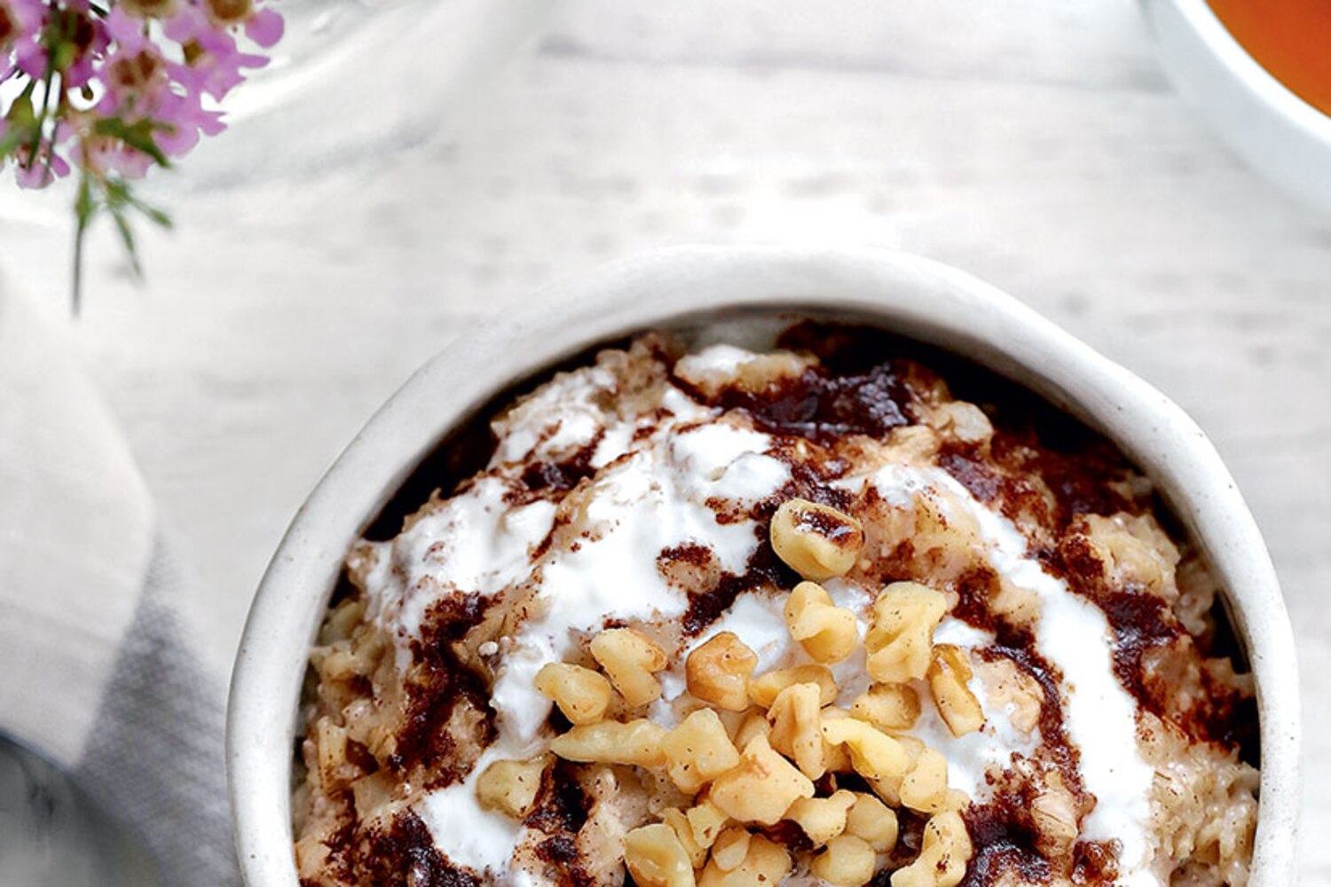 Recipe: 5-minute cinnamon bun oatmeal | Style at Home