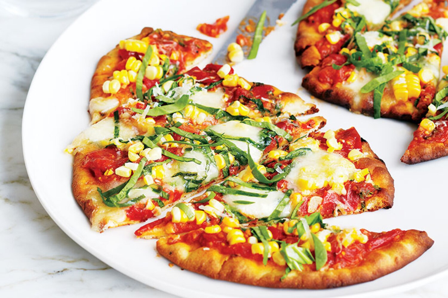 Recipe: Flatbread margherita pizza | Style at Home