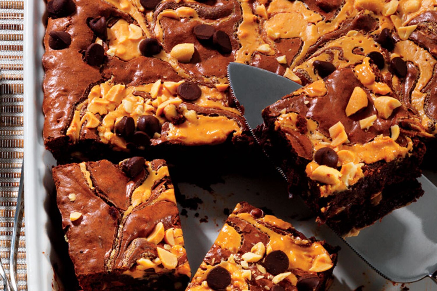 Recipe: Fudgy chocolate peanut butter brownies | Style at Home