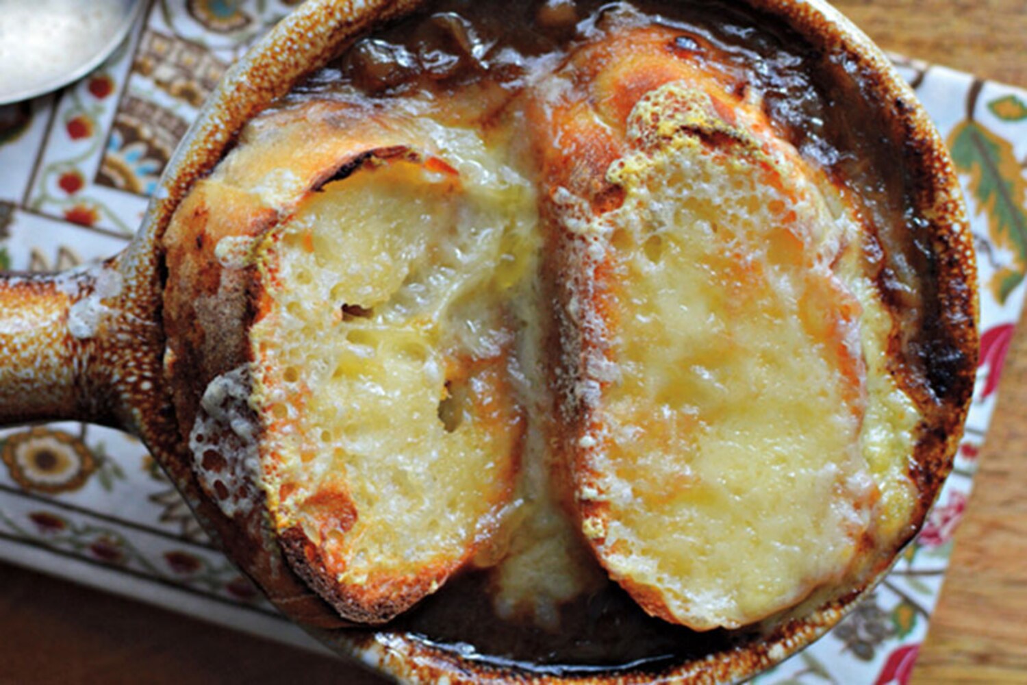 Recipe: Simple French onion soup | Style at Home