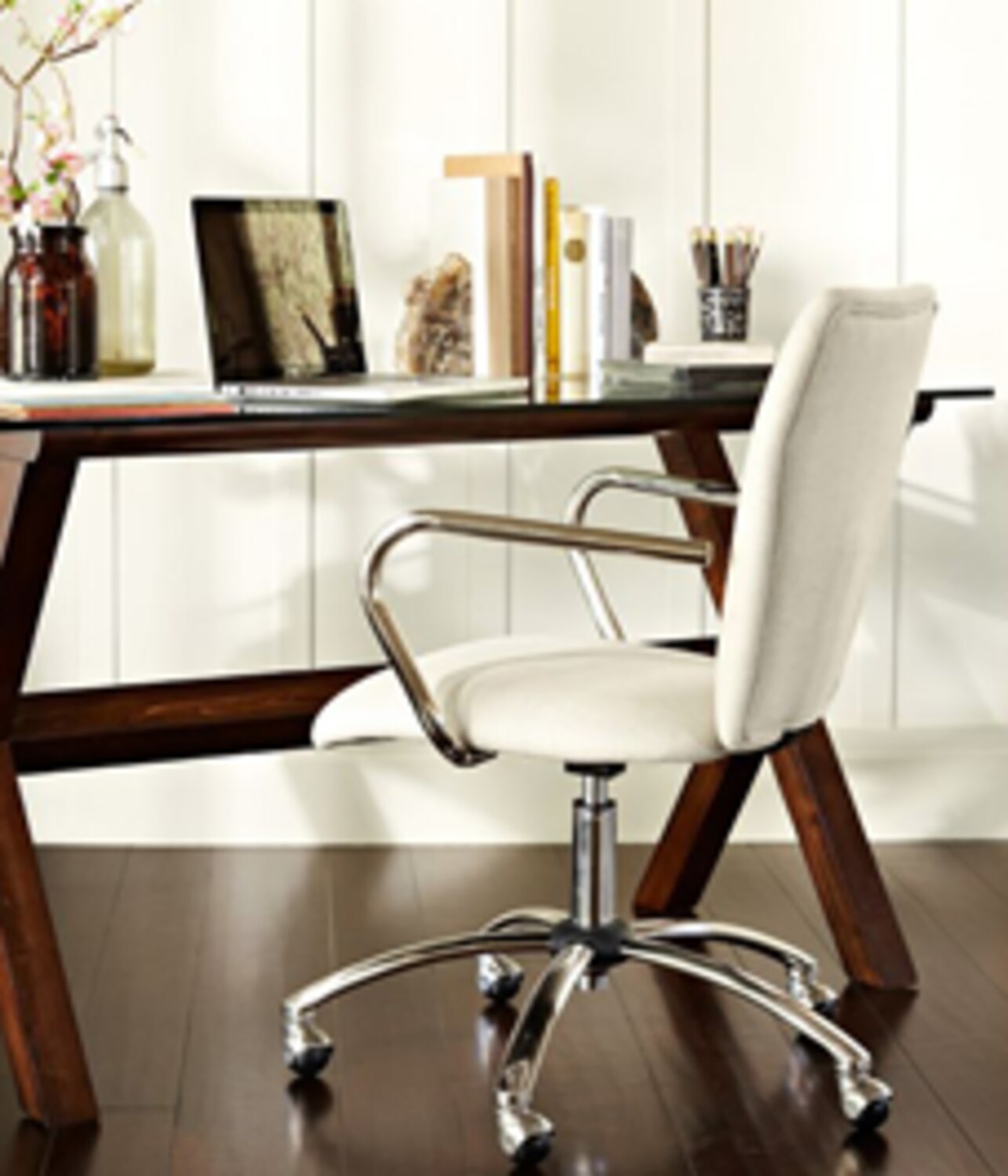 5 tips for a perfectly organized desk | Style at Home