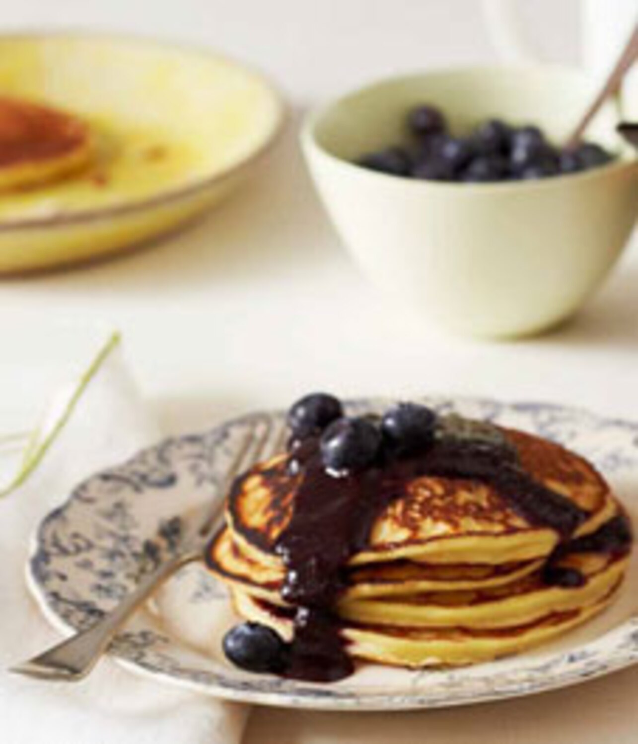 Recipe: Lemon-ricotta pancakes with blueberry sauce | Style at Home