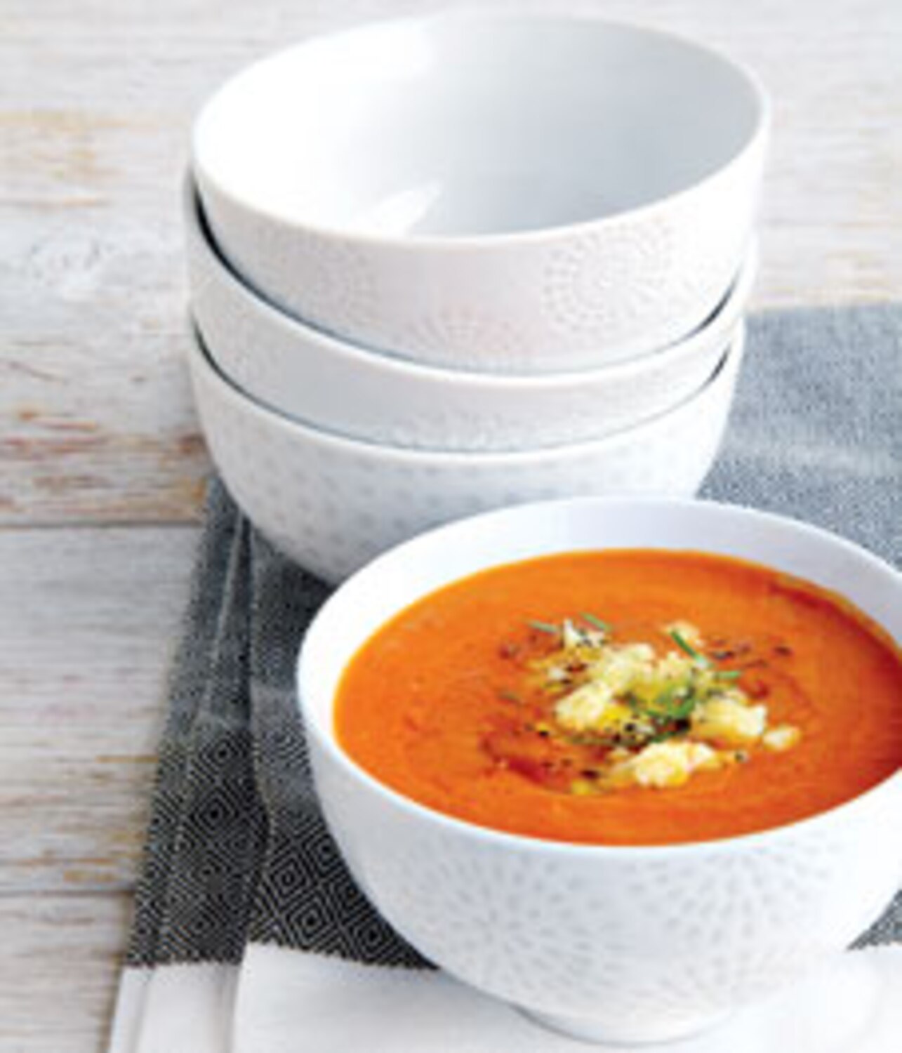 Recipe: Roasted red pepper and tomato soup | Style at Home