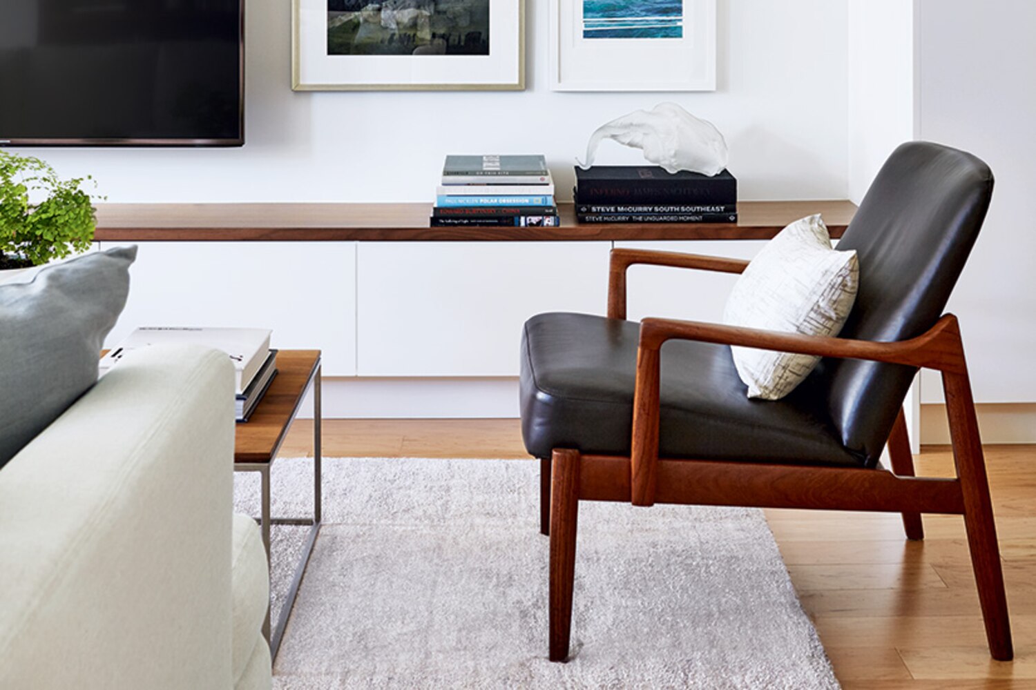 How to Repair wooden furniture legs Style at Home