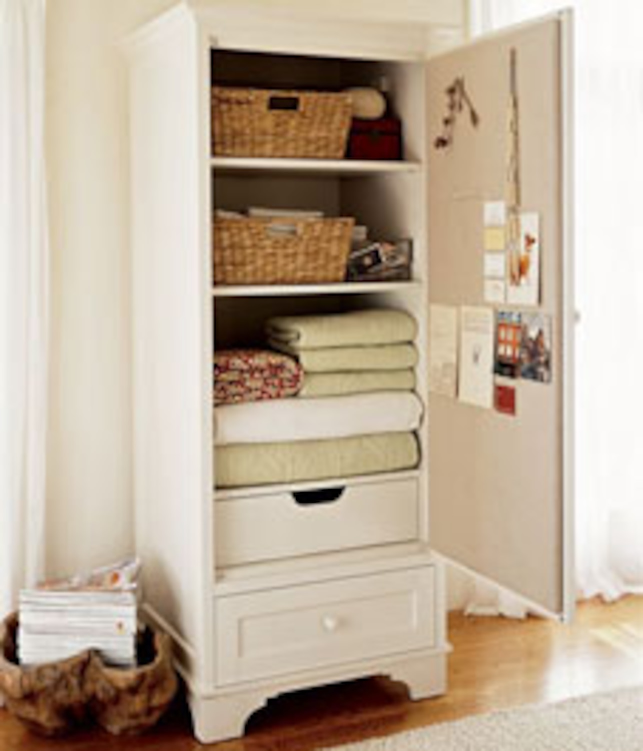 Bedroom organizing: Clothing and accessories | Style at Home