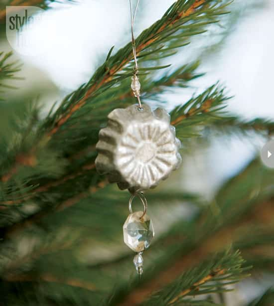 scandixmas-charm-ornament.jpg