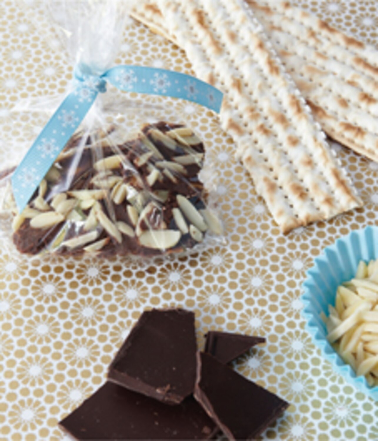 Recipe Hanukkah matzo bark Style at Home