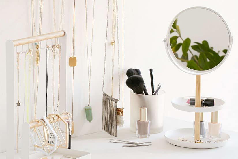 8-gorgeous-gift-ideas-for-home-decor-lovers-style-at-home